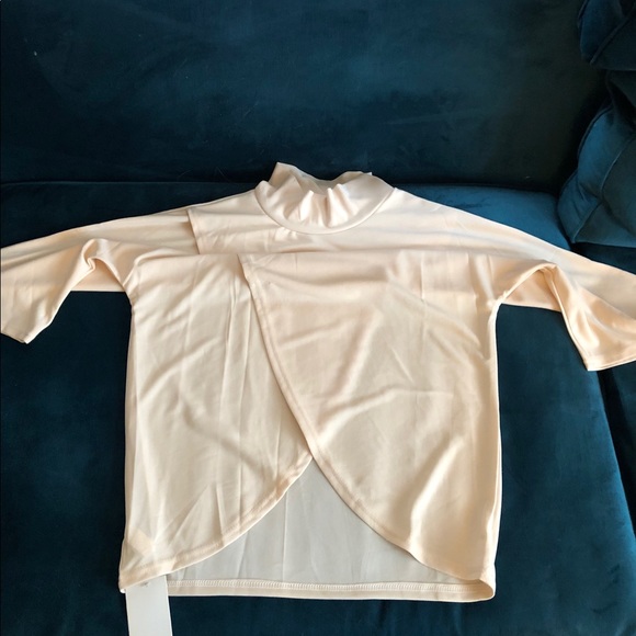 Peach Tunic Cross Front or Back - Picture 4 of 5